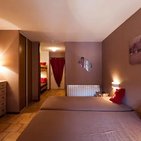 Pour 4 Pers. Avec Balcon, Parking Et Wifi, à Deux Pas Des Thermes Et Du Centre Village - Fr-1-512-212 * Brides-les-Bains